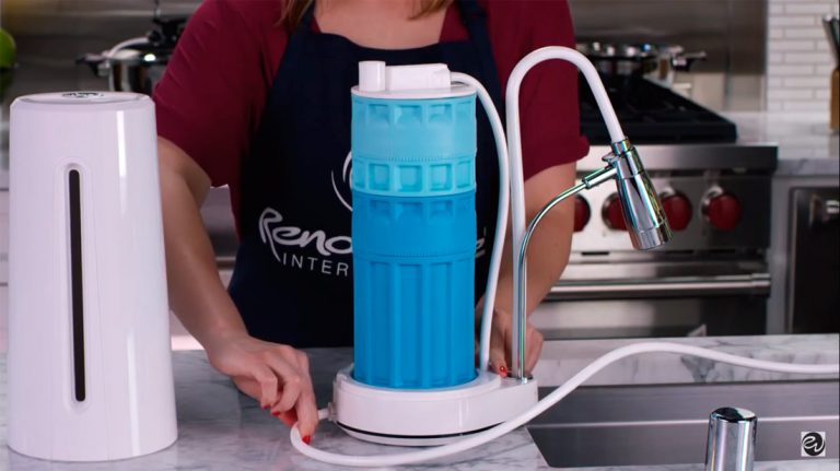 Cómo instalar un filtro de agua Rena Ware